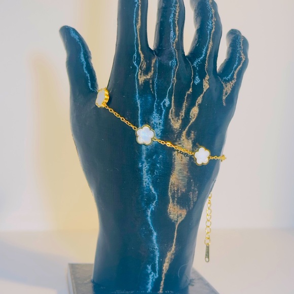 Clover minimalist link bracelet - Picture 1 of 3